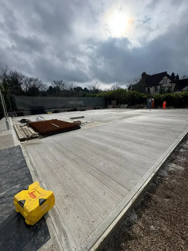 JDP Construction LTD 30 Well-managed construction site with safe working practices and organised delivery in London